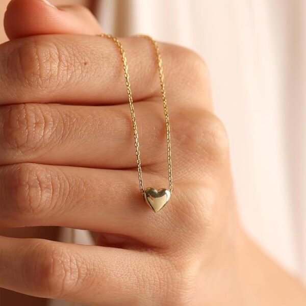 Gold Heart Necklace for Women Girls - 18K Gold Plated Heart Pendant Necklaces Simple Gold Necklace Jewelry for Women Teen Girls Trendy Gifts - Image 4