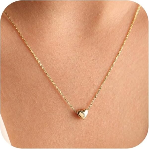 Gold Heart Necklace for Women Girls - 18K Gold Plated Heart Pendant Necklaces Simple Gold Necklace Jewelry for Women Teen Girls Trendy Gifts